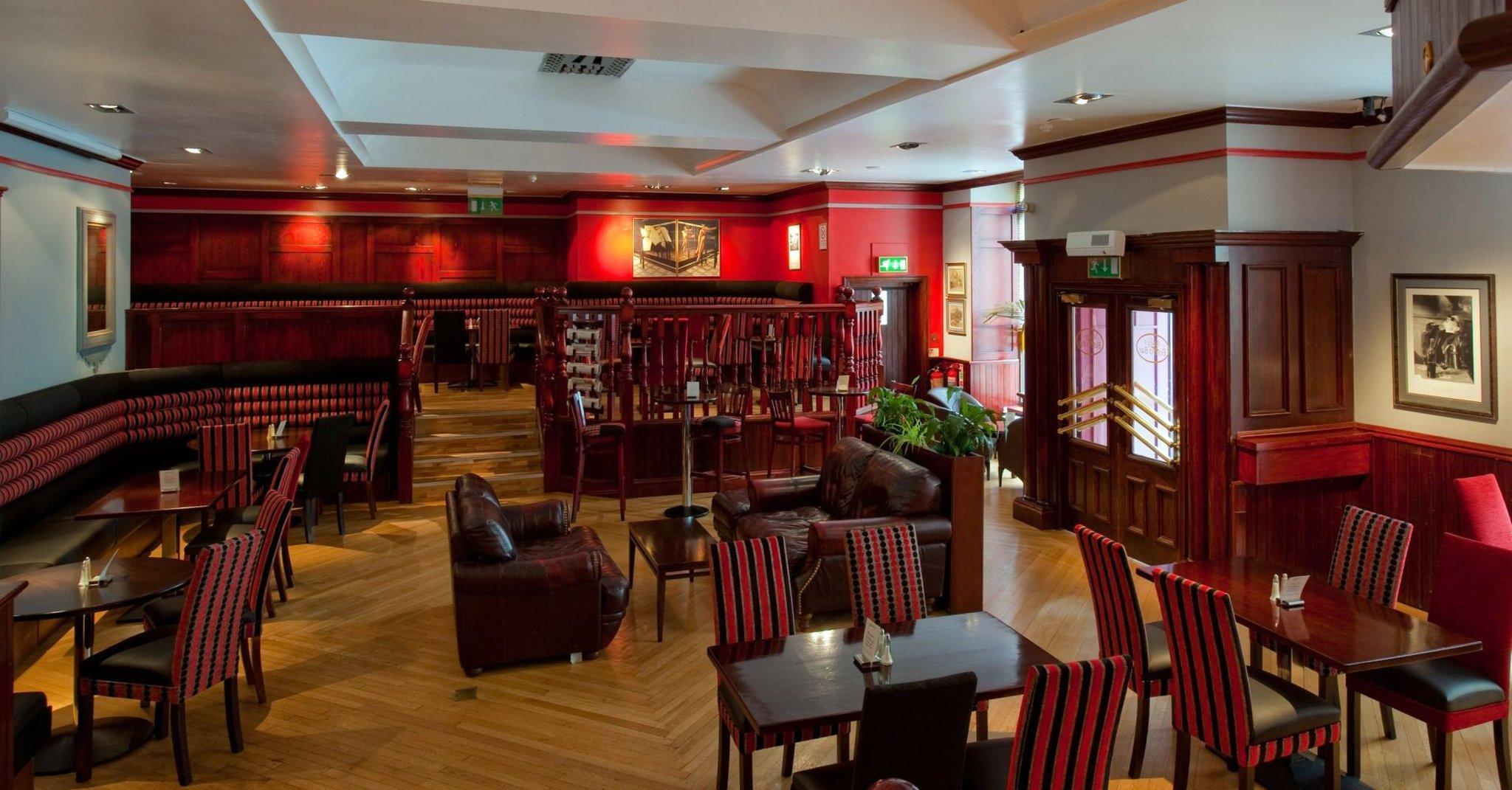 Aberdeen Douglas Hotel Restoran fotoğraf
